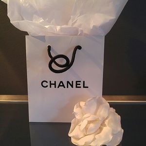 CHANEL CAMELLIA PIN